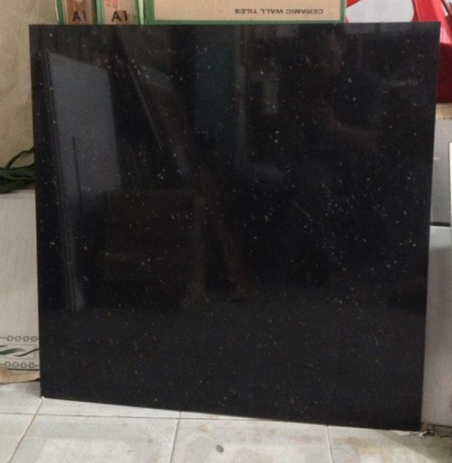 Gạch đen kim sa 60x60 bóng kính 2 da giá rẻ Trung Quốc